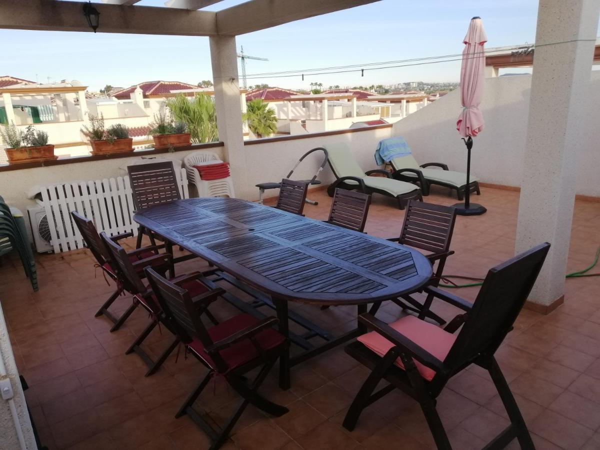 Casa Tranquila En La Marina Urbanizacion Holiday home